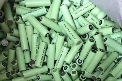 北辰高价报废电池回收-上门回收废铅酸电池-钴酸锂电池回收